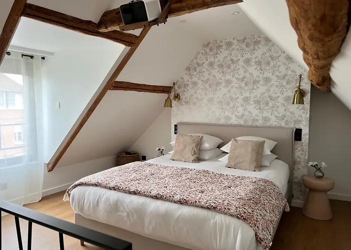 La Parenthese Suites Hotel Pont-de-lʼArche